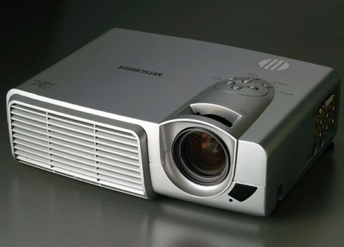 Bild Mitsubishi D1208
