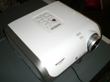 Bild Sharp XV Z3100